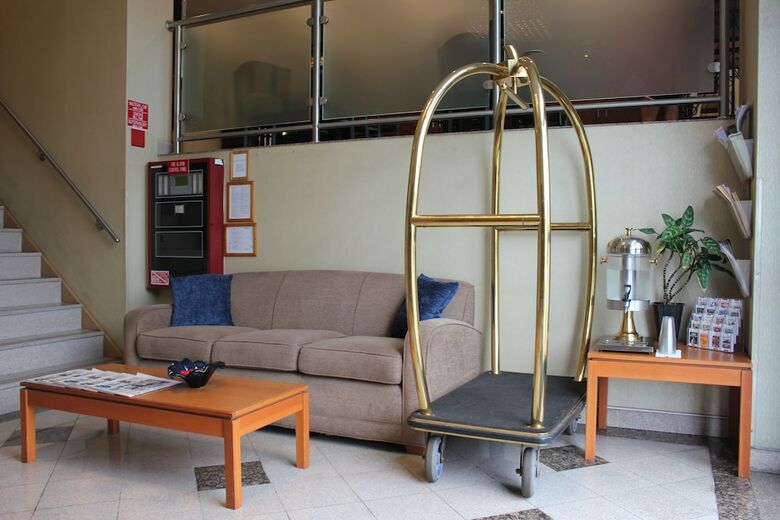 Hotel Bellerose Inn