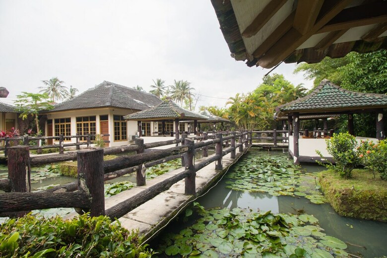Oyo 688 Grand Pakidulan Hotel