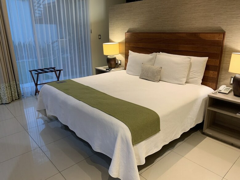 Amoe Hotel Boutique & Spa