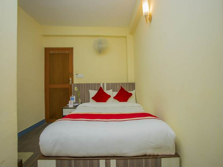 Oyo 297 Hotel Aayam