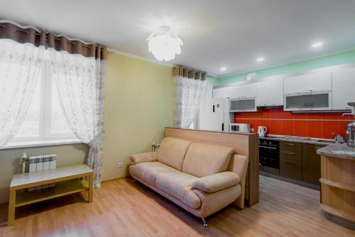 Apartamento April On Kuratov 76
