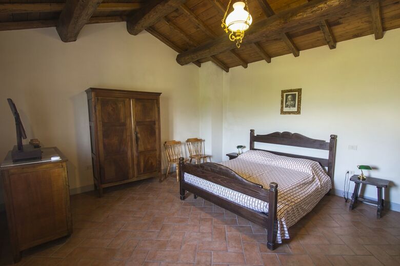 Coriana Apartments & Villas