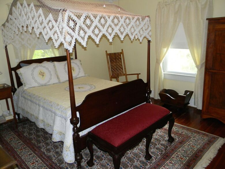 The Chandler House Bed And Breakfast