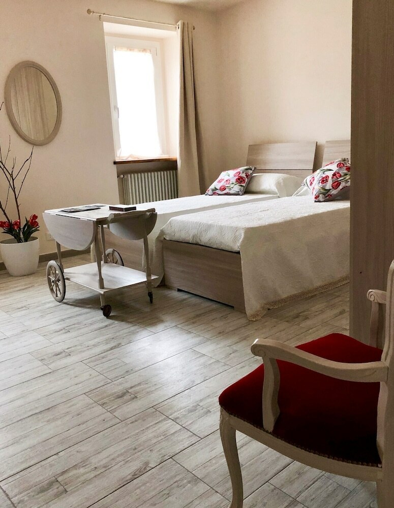 Apartamentos Laura's Country Resort