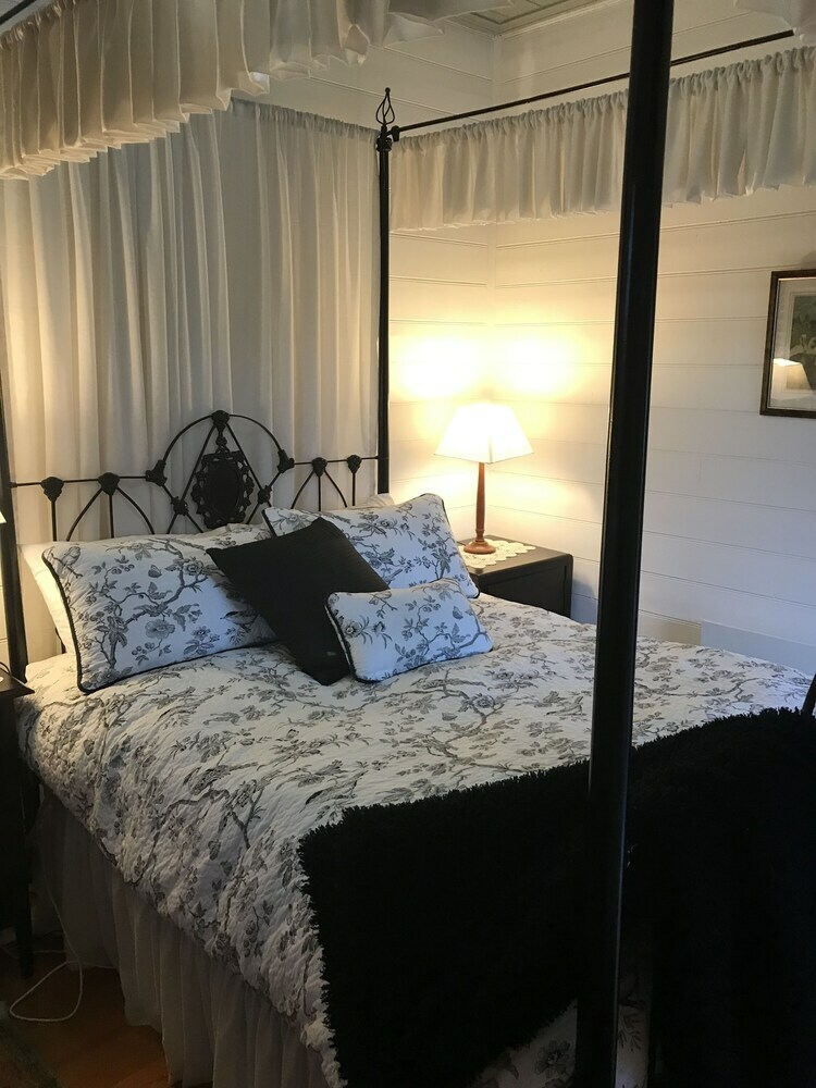 Mutton Falls B&B