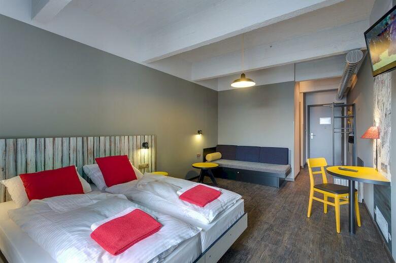 Meininger Hotel Brussels City Center