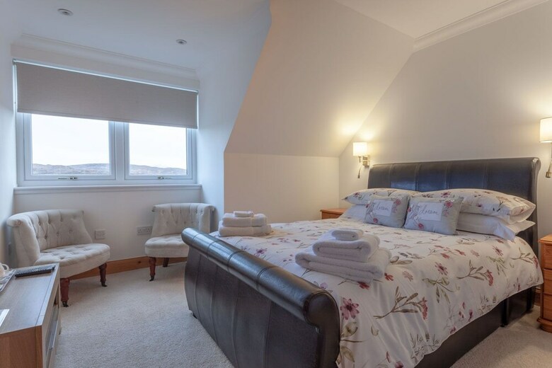 Bed & Breakfast Sgritheal View