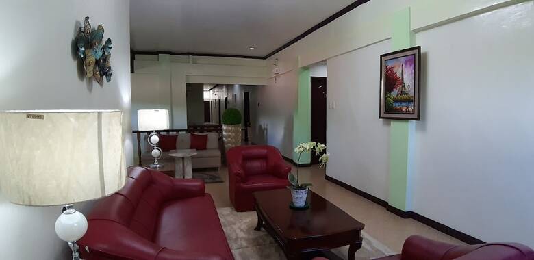 Jones Place Hotel