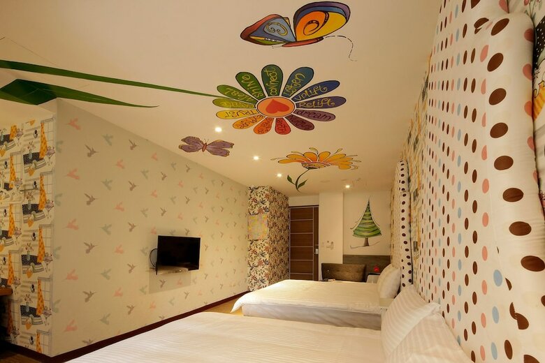 Bed & Breakfast Love To Stick Together