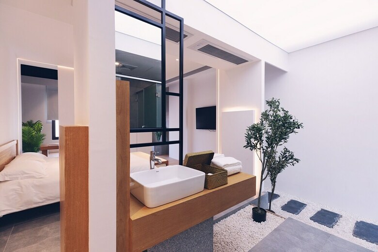Hotel The Other Place Guilin Litopia