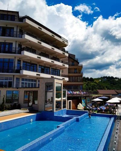 Apartmani President Luxe Milmari Resort