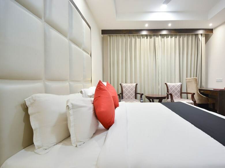 Hotel Capital O 37234 Reejas Inns' N' Suites