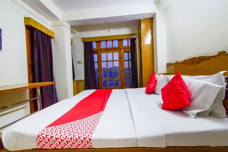 Hotel Oyo 29251 The Roam Way