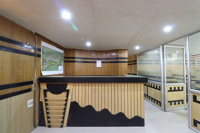 Hotel Oyo 30450 Aamrapaali Water Park