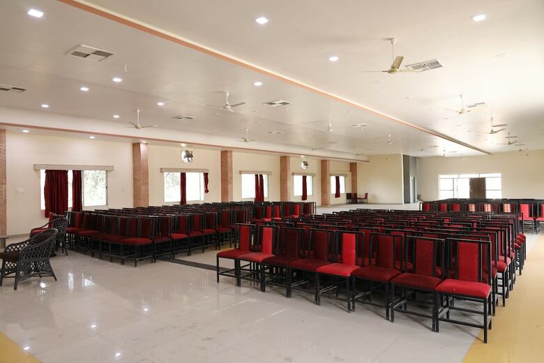 Oyo 35868 Hotel Sunrise N Resorts