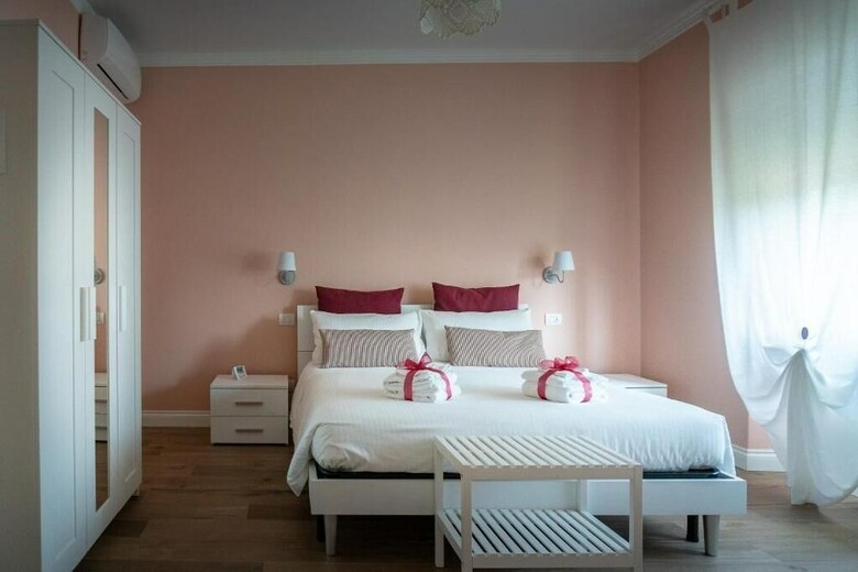 La Rosa Tra I Laghi Bed And Breakfast