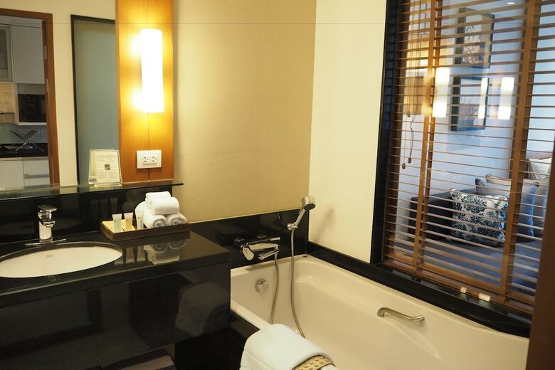 Aparthotel Woodlands Suites Serviced Residences