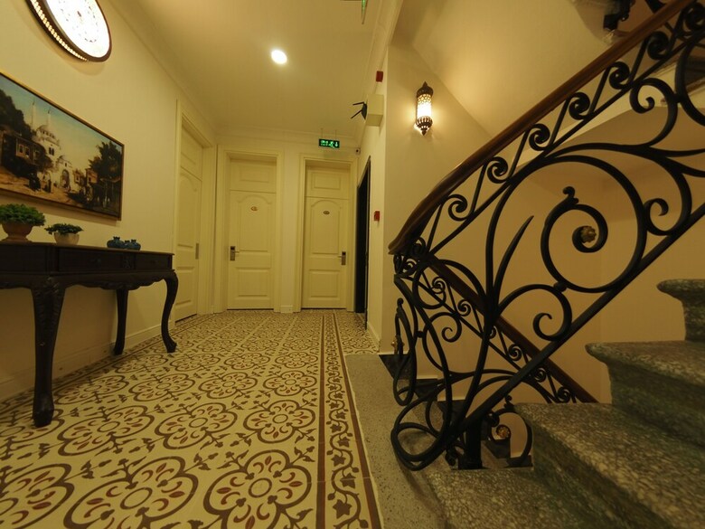 Nusret Bey Hotel