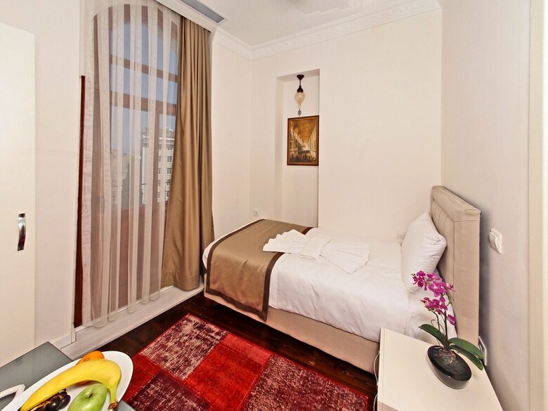 Nusret Bey Hotel