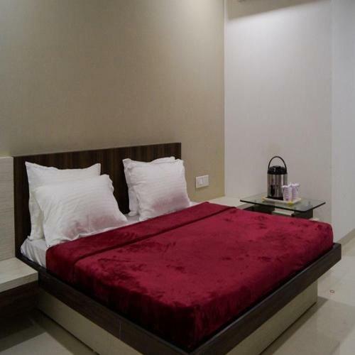 Hotel Grand Paradise