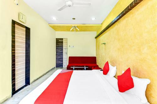 Oyo 61308 Hotel Rw International