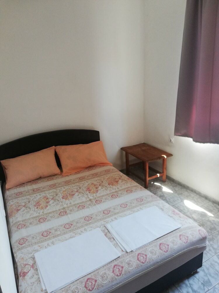 Hostal Apartmens & Rooms Sunset