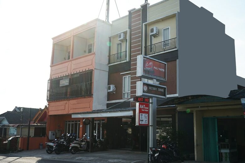 Hostal Oyo 1157 Ant Home