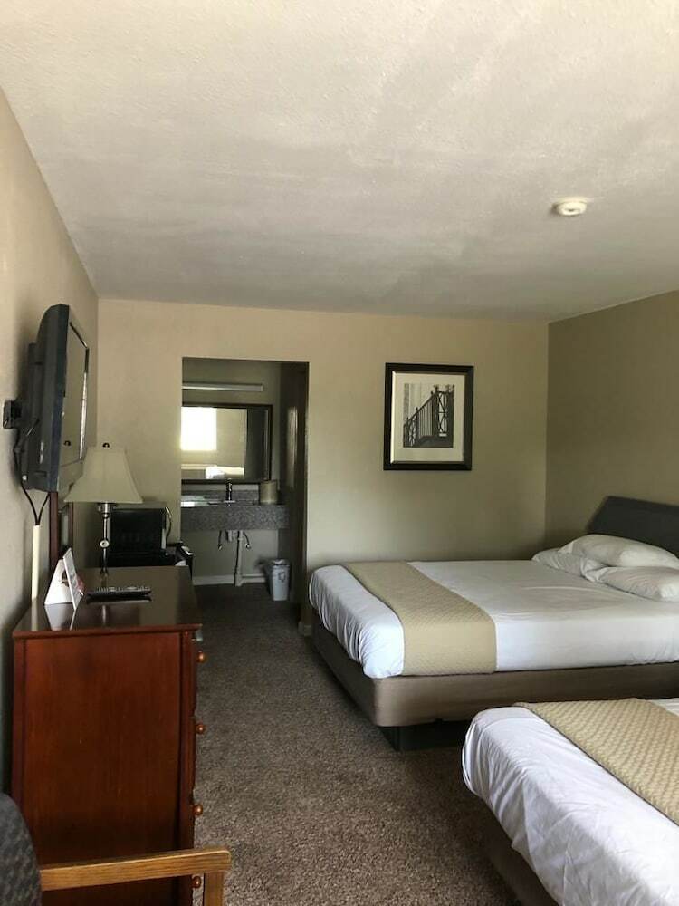Motel New Orleans Inn