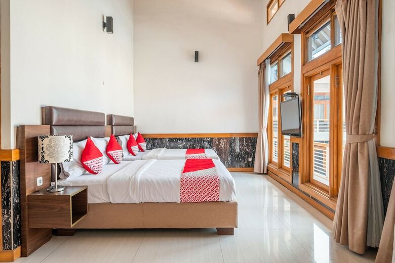 Hostal Oyo 1210 Nice Guesthouse