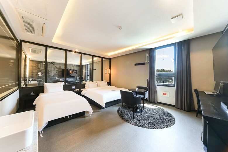 Le Idea Hotel
