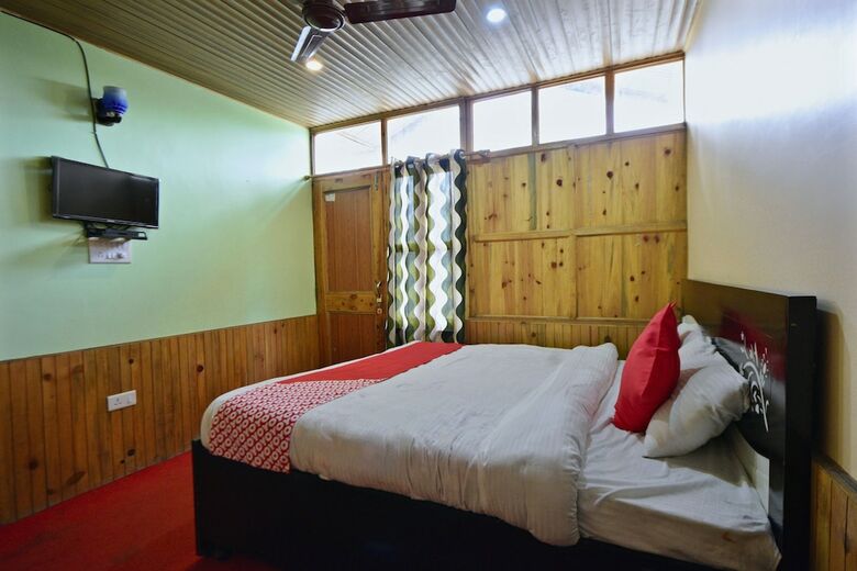Hotel Oyo 29888 Nature Treat