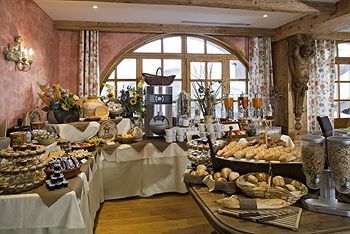 Hotel H�tel Les Suites Du Montana