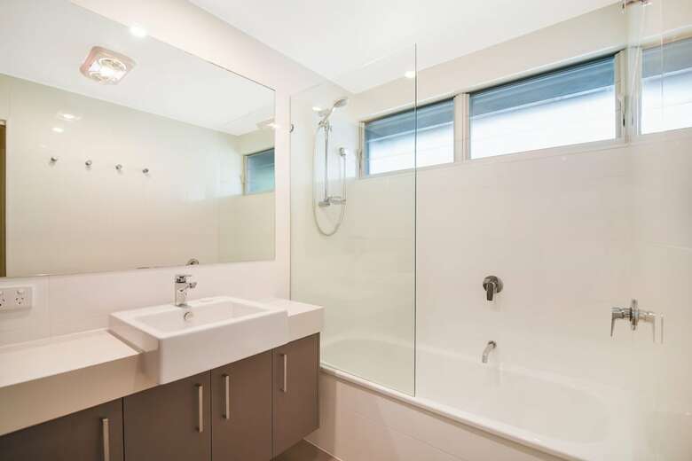 Summer Place - 24 Shearwater Street