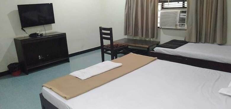 Hotel Iroomz Annapoorna Residency