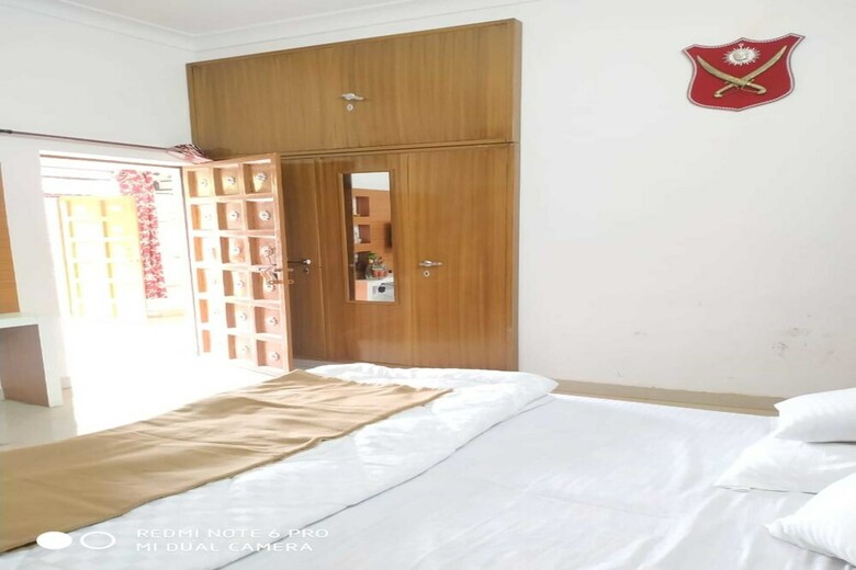 Hotel Hariyav Garh Resort