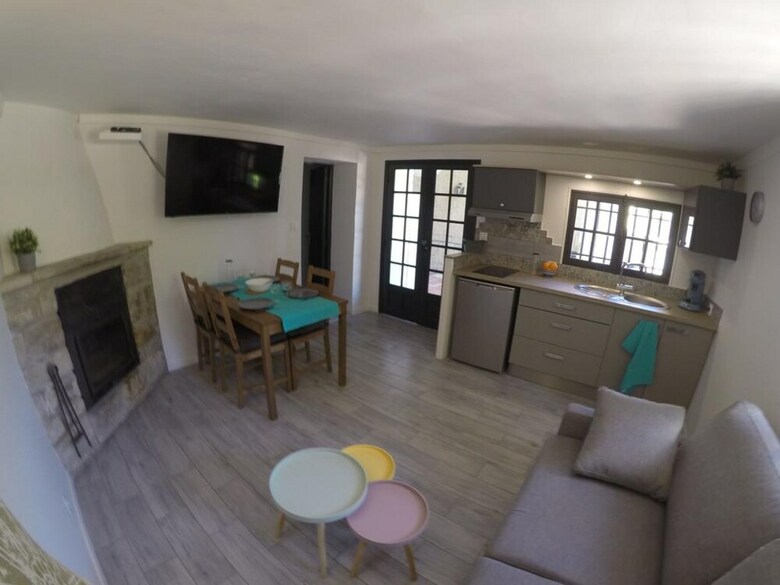 G�te Les Deux Roches