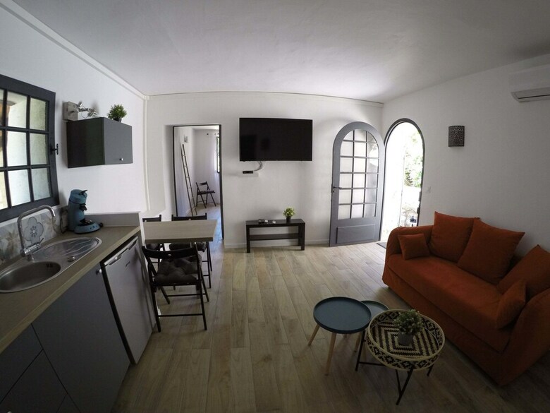 G�te Les Deux Roches