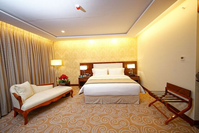 Hotel Royal Swiss Lahore