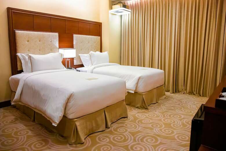 Hotel Royal Swiss Lahore