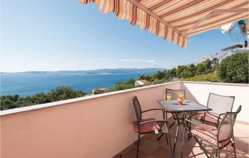 One-bedroom Apartment With Sea View In Orebic