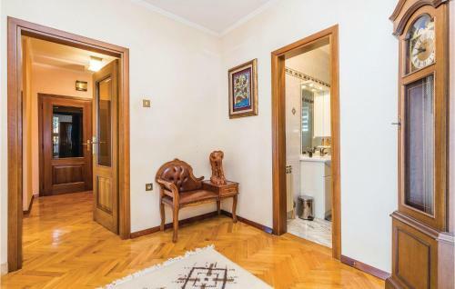 Four-bedroom Holiday Home In Rijeka