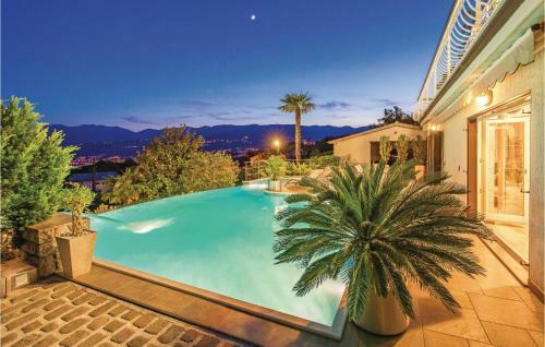 Four-bedroom Holiday Home In Rijeka