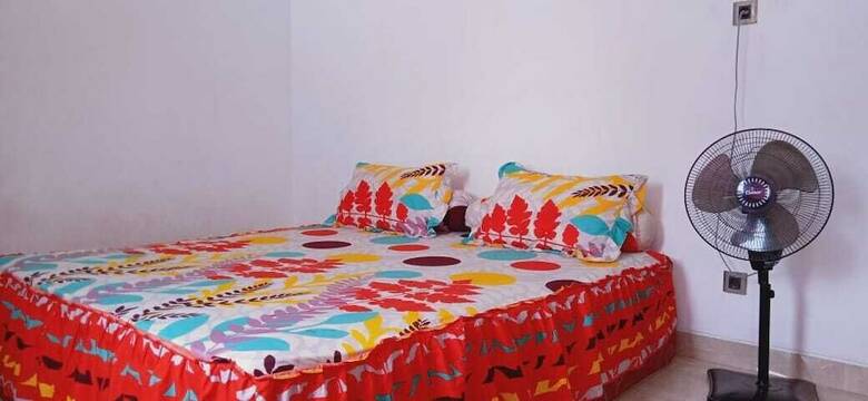 Hotel Almira Homestay