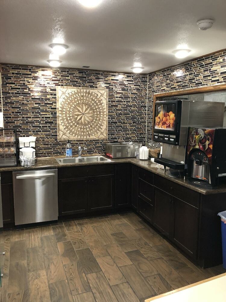 Hotel Americas Best Value Inn & Suites Sidney