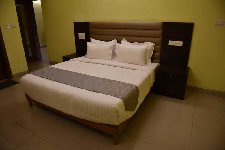Hotel Ganpati Resort
