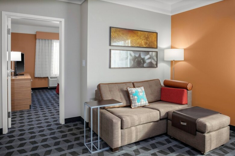 Hotel Towneplace Suites By Marriott Gainesville