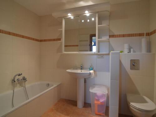Au Pied Du Grand Ch�ne