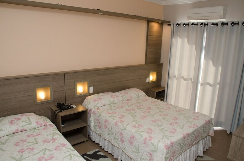 Dona Ad�lia Hotel E Restaurante