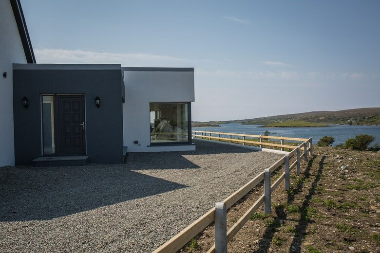 Baybridge House, Sky Road