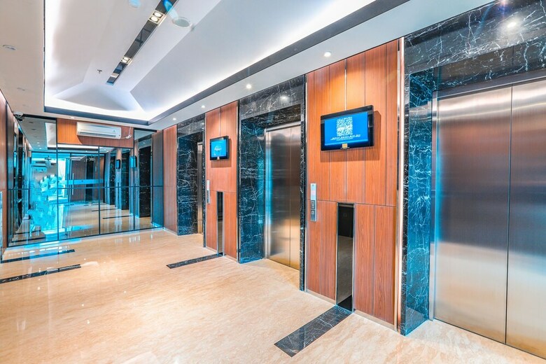 Hotel Collection O 16 Vittoria Residence